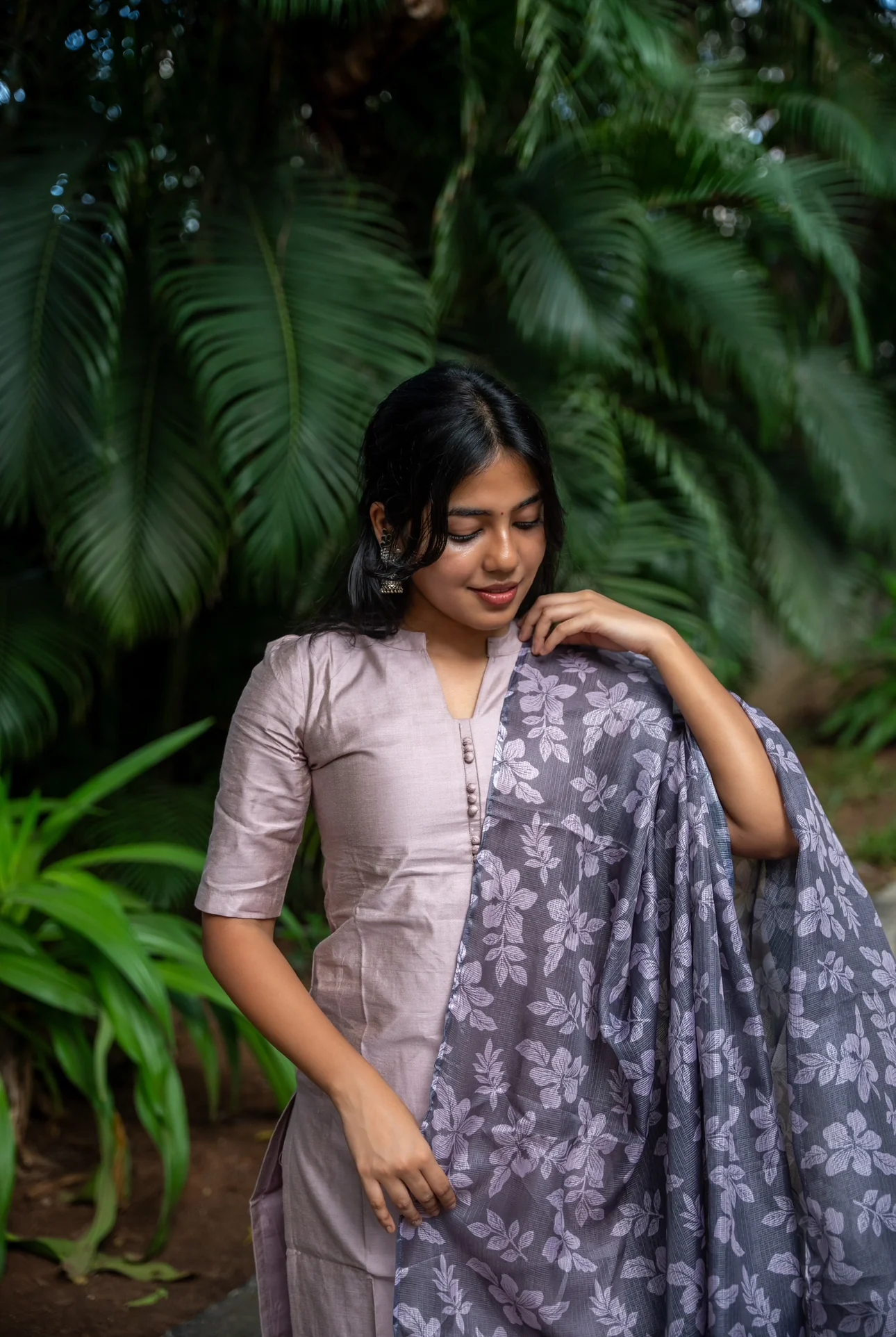 Nandhithaa - Image 5