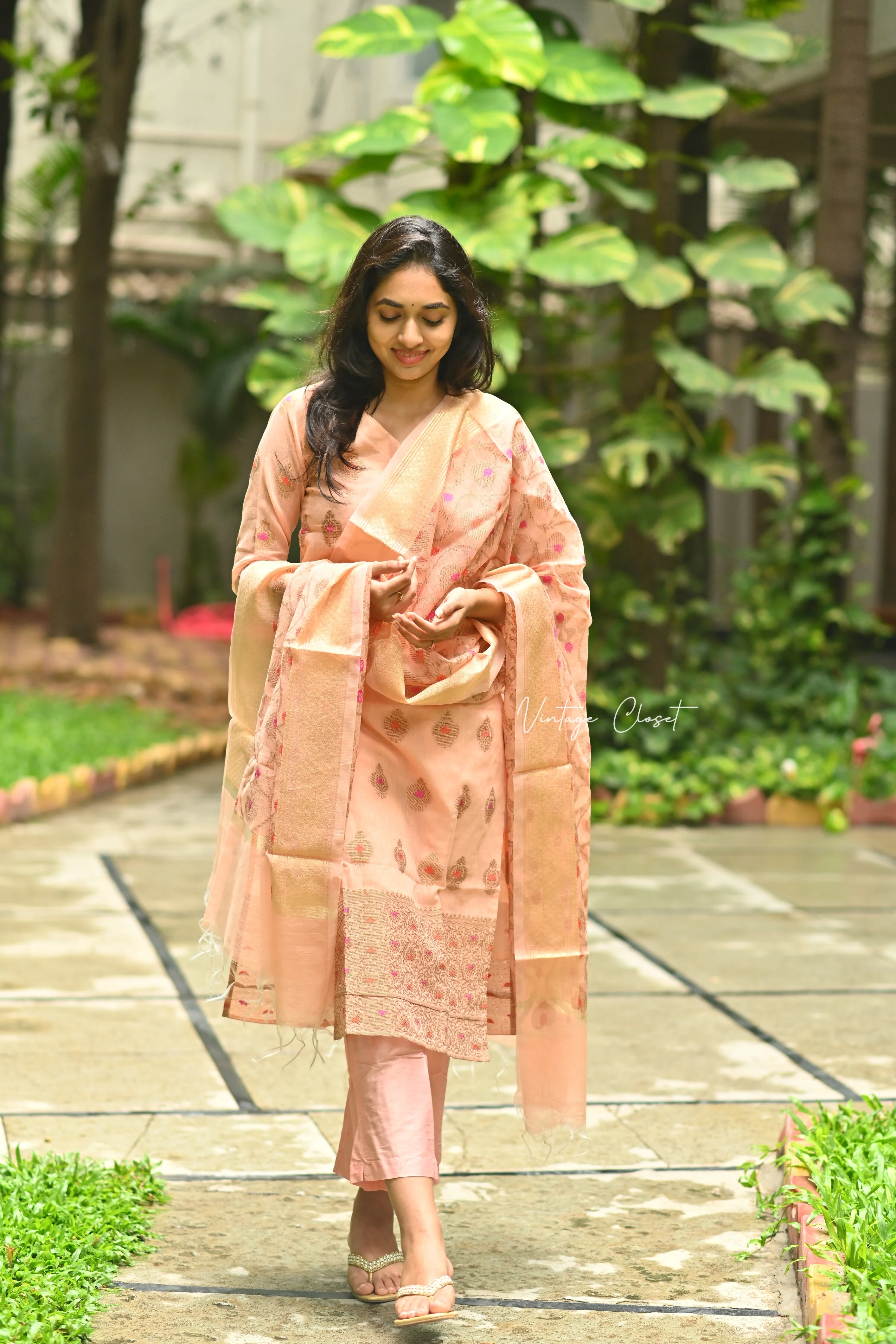 Saindhavi - Image 9